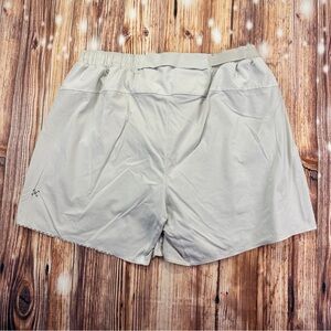 Lululemon Athletica Men’s Short Size XL